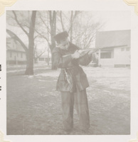 Alex Grossman as Davy Crocket